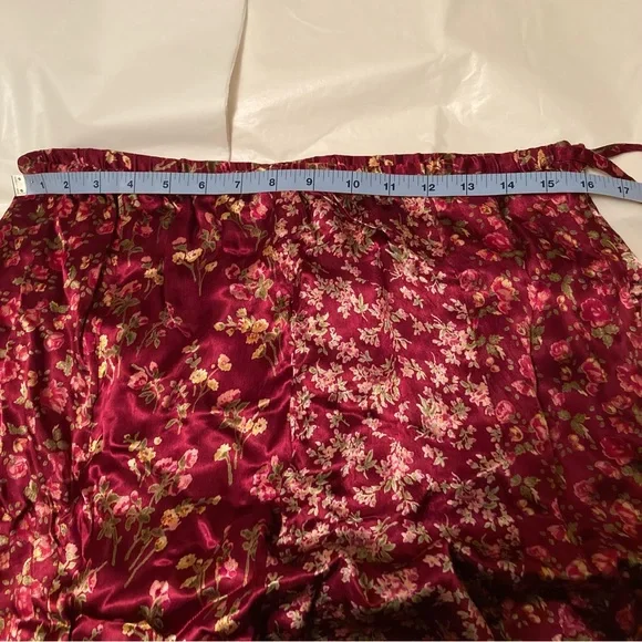 Vintage April Cornell Satiny Floral Skirt - Picture 6 of 14